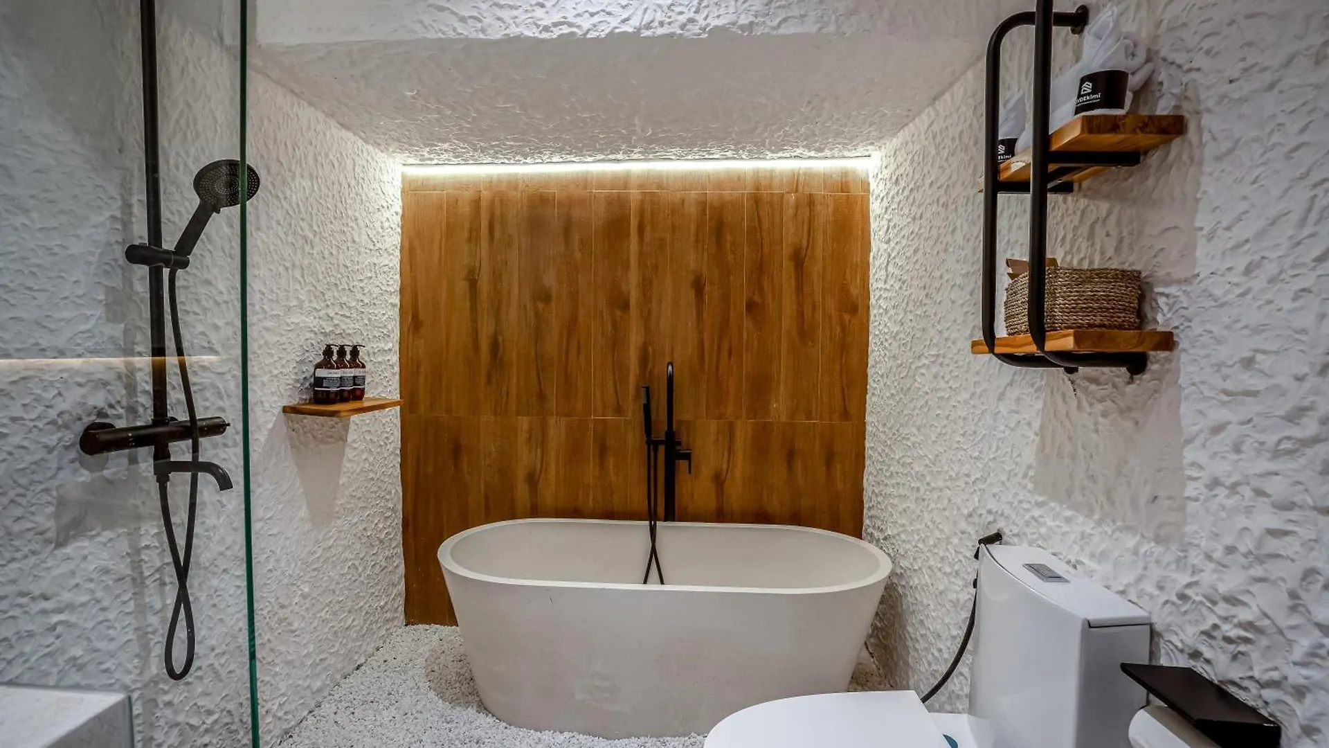 Tropical Tribe Villa By Evdekimi Ubud 0*, Ubud (Bali)